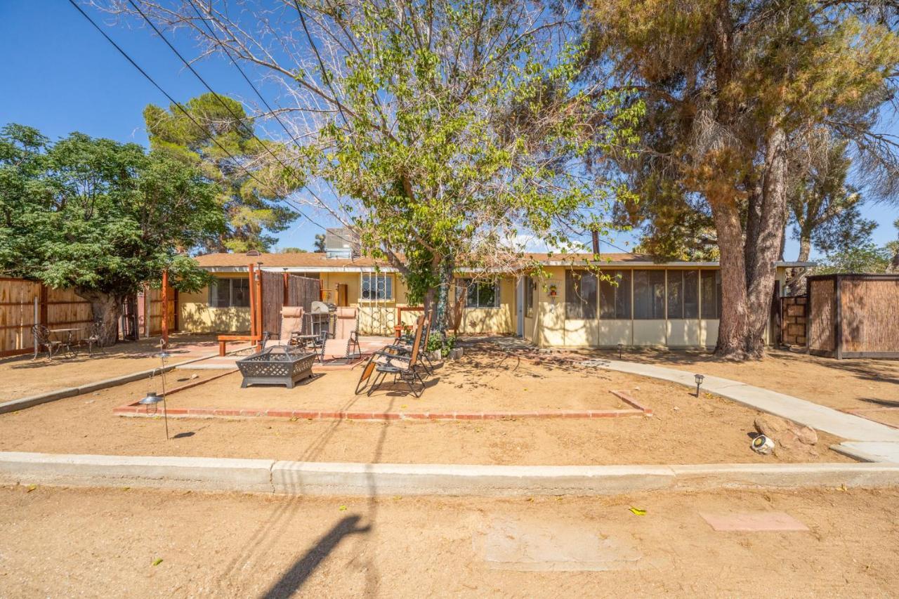 *New*King Beds*Bbq Grill*Fire-Pit*Hammock*Workplace Yucca Valley Exteriör bild